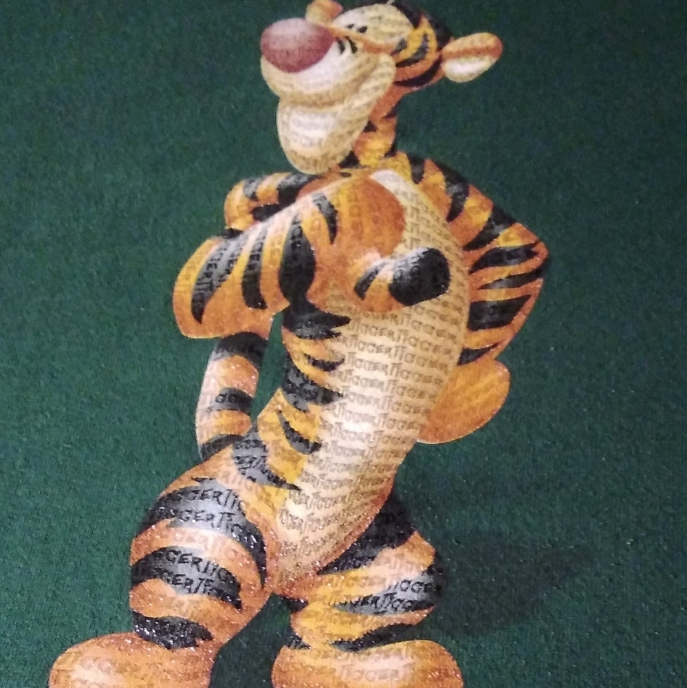 Women's Disney Tigger Sweat Shirt